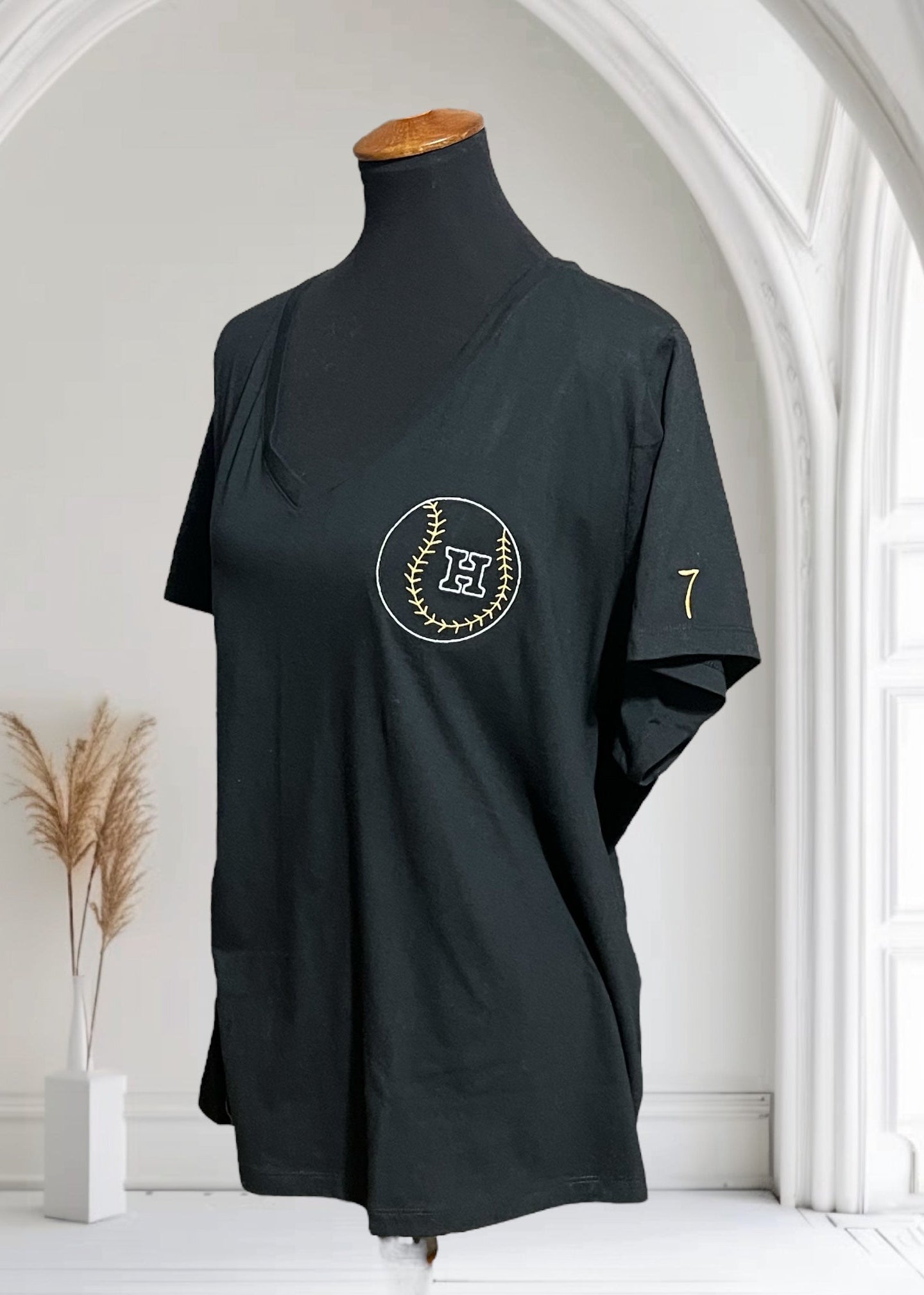 Baseball Shirt w Number