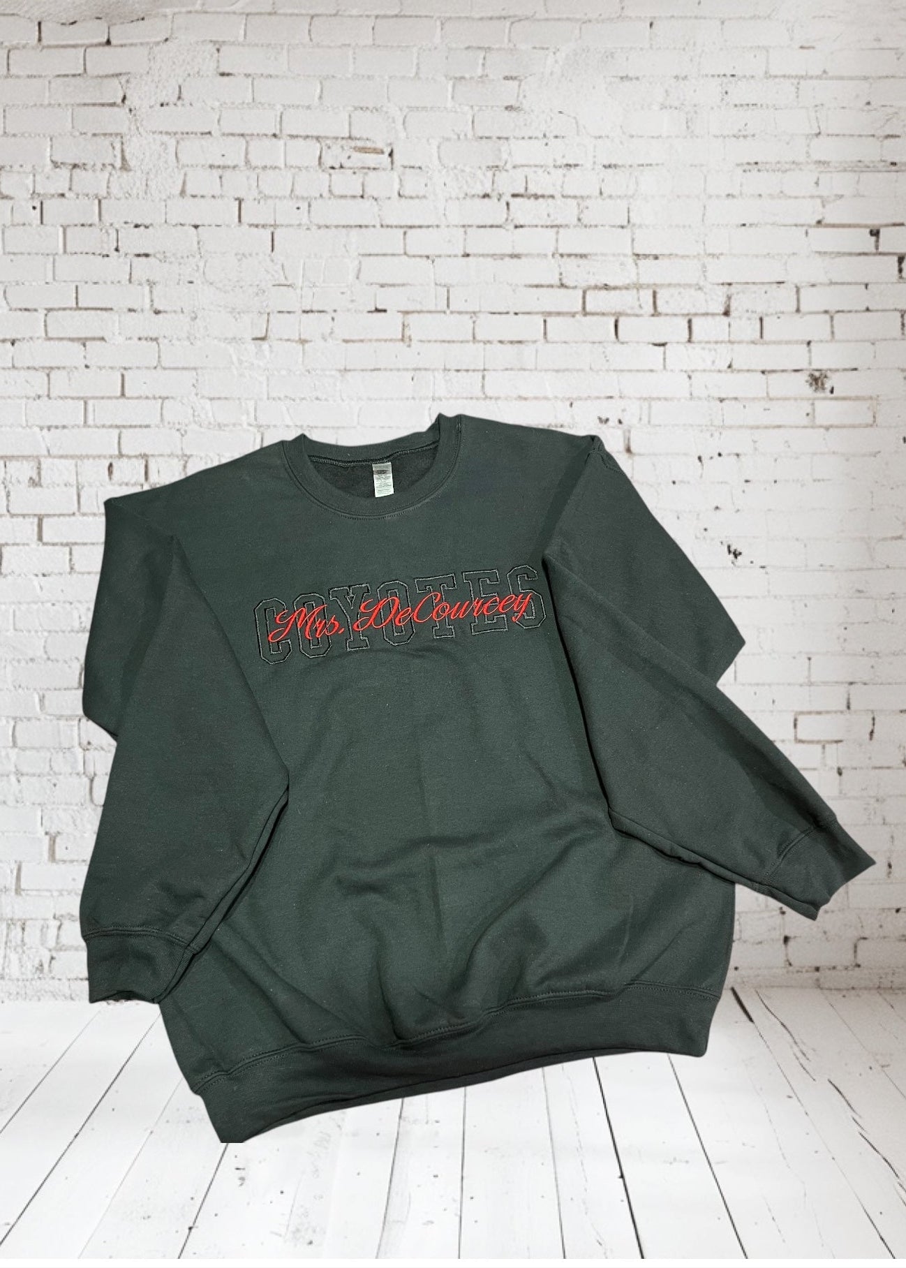 Cottonwood Stacked Name Sweatshirt